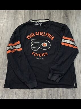CCM Philadelphia Flyers 2XL Long Sleeve Hockey Shirt Jersey Style Black Orange.